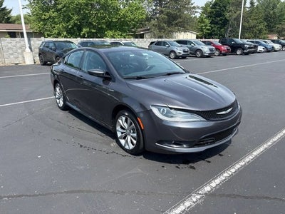 2015 Chrysler 200 S