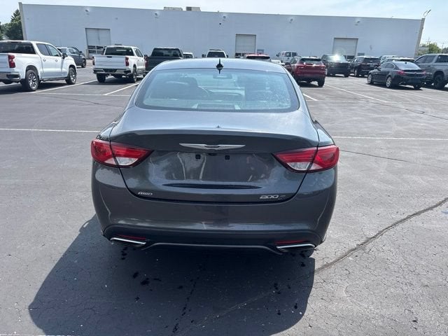2015 Chrysler 200 S