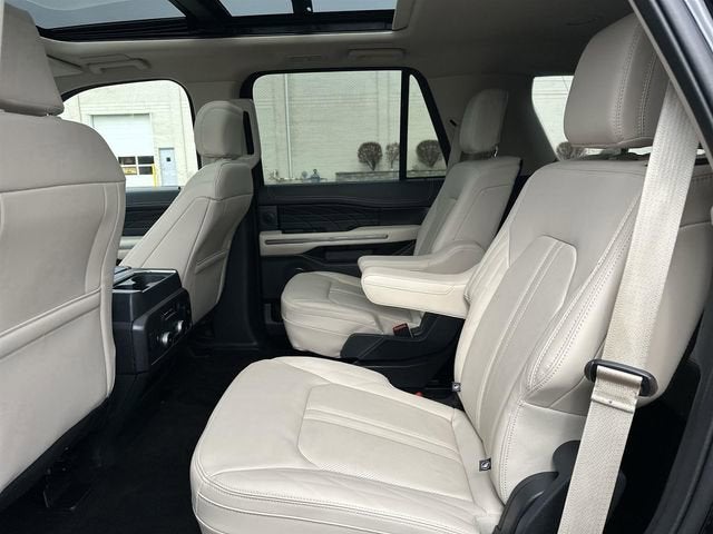 2023 Ford Expedition Platinum