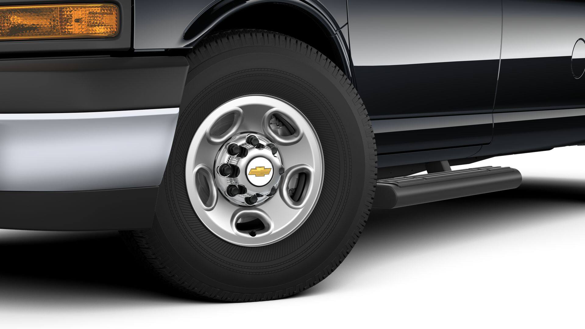 2026 Chevrolet Express Passenger 1LT