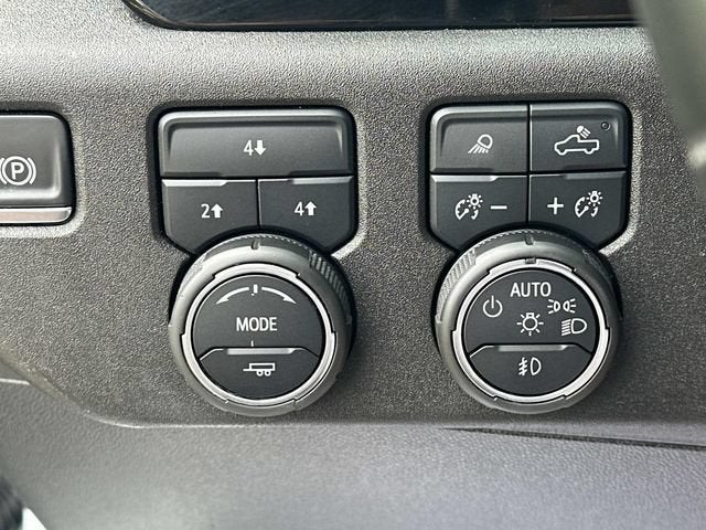 2025 Chevrolet Silverado 3500HD LT - Photo 17