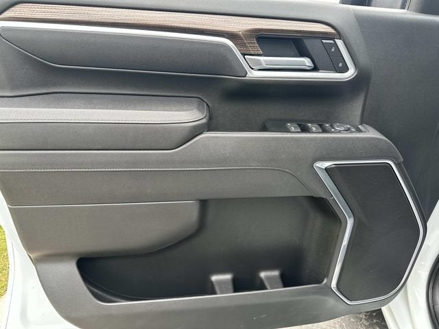 2025 Chevrolet Silverado 3500HD LT - Photo 19