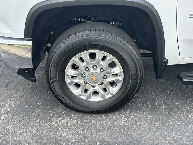 2025 Chevrolet Silverado 3500HD LT - Photo 31