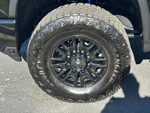 2025 Chevrolet Silverado 2500HD ZR2 - Photo 30