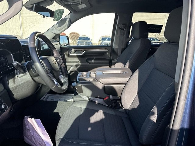 2022 Chevrolet Silverado 1500 LT (2FL)