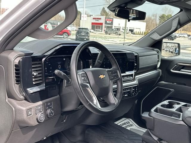 2025 Chevrolet Silverado 1500 LT (2FL)