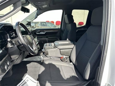 2022 Chevrolet Silverado 1500 LT (2FL)