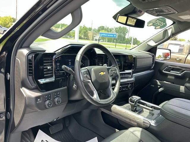 2025 Chevrolet Silverado 1500 LTZ