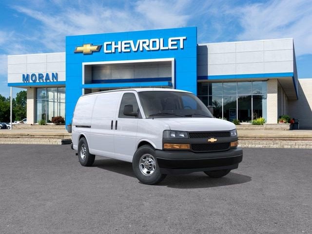 2026 Chevrolet Express 2500 Work Van HD's photo
