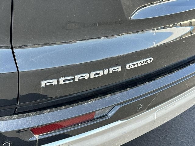 2024 GMC Acadia Denali