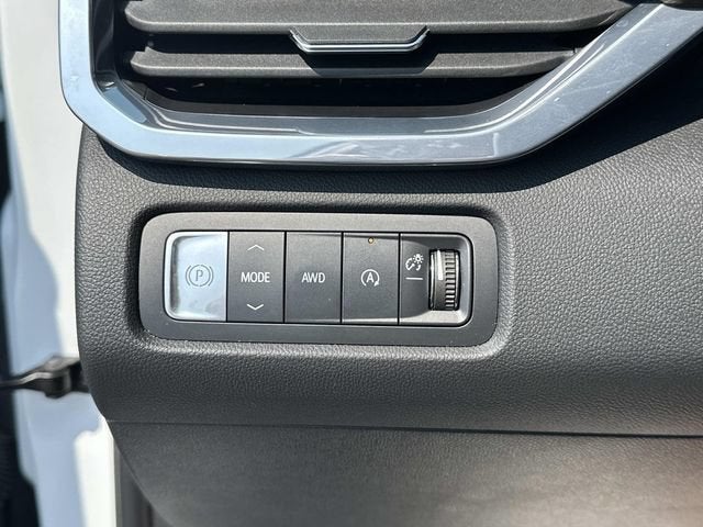 2024 GMC Acadia Denali - Photo 17