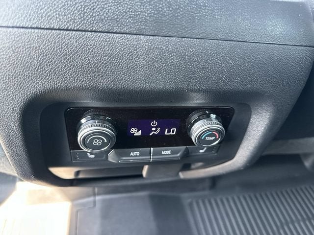 2024 GMC Acadia Denali - Photo 24
