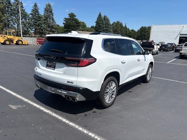 2024 GMC Acadia Denali