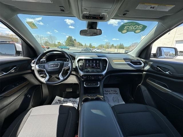 2023 GMC Acadia SLE