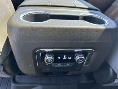 2025 GMC Yukon XL Elevation