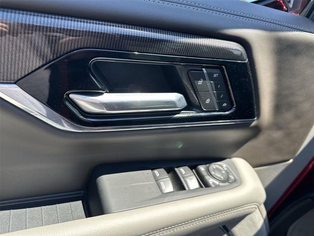 2025 GMC Yukon XL Elevation