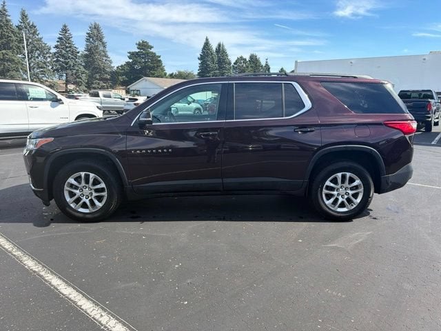 2021 Chevrolet Traverse LT Leather