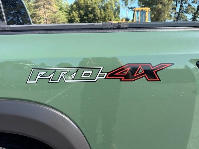2022 Nissan Frontier Crew Cab PRO-4X 4x4