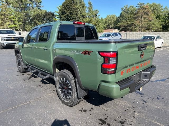 2022 Nissan Frontier Crew Cab PRO-4X 4x4