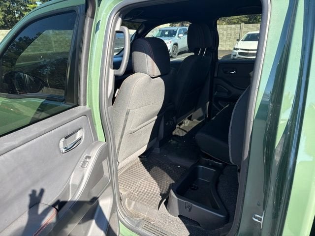 2022 Nissan Frontier Crew Cab PRO-4X 4x4
