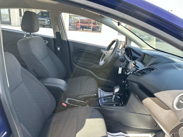 2016 Ford Fiesta SE - Photo 23