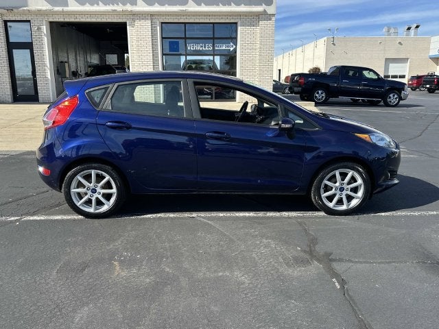 2016 Ford Fiesta SE - Photo 8