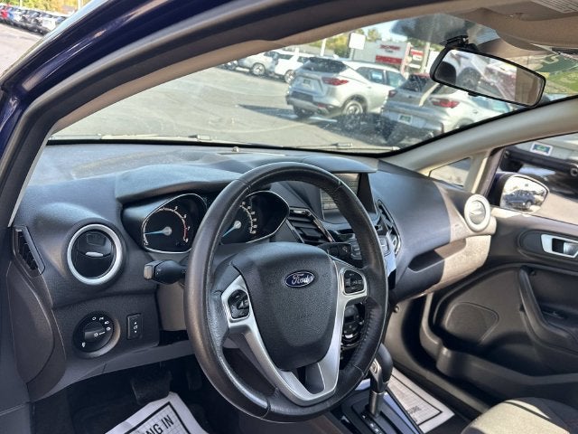 2016 Ford Fiesta SE - Photo 9