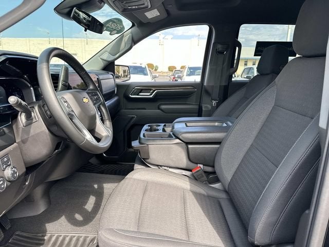 2024 Chevrolet Silverado 1500 LT - Photo 17