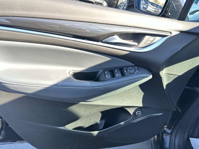 2023 Buick Enclave Essence - Photo 18