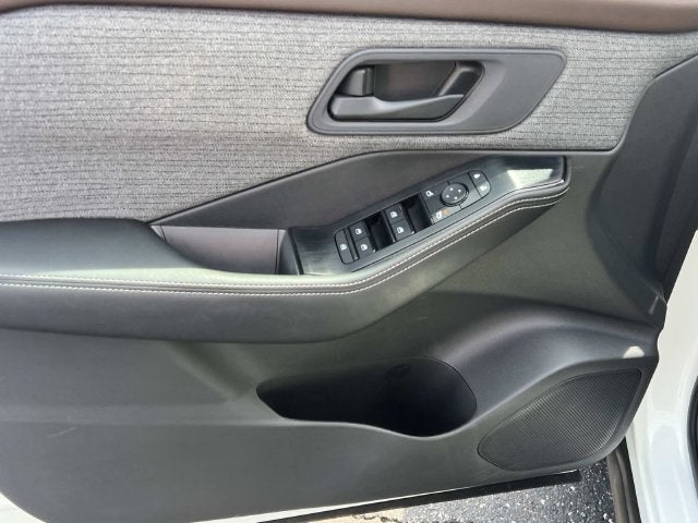 2022 Nissan Rogue S - Photo 14