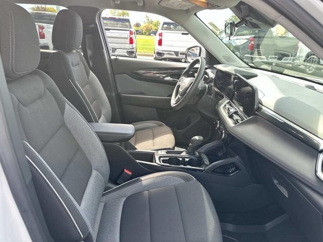 2024 Chevrolet TrailBlazer LT - Photo 26