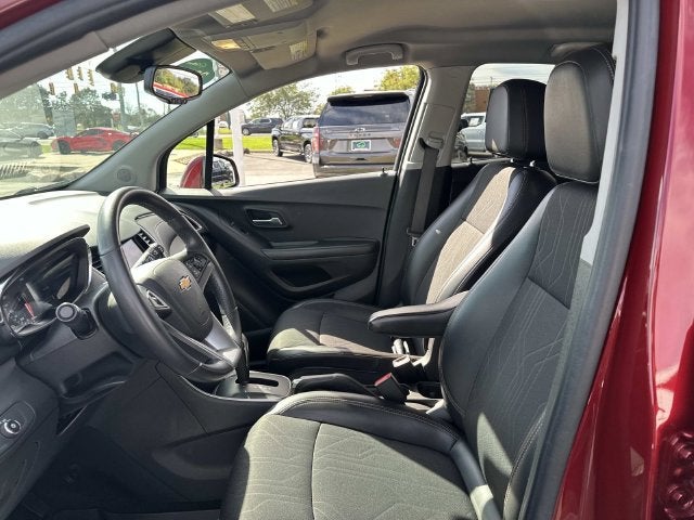 2021 Chevrolet Trax LT - Photo 17