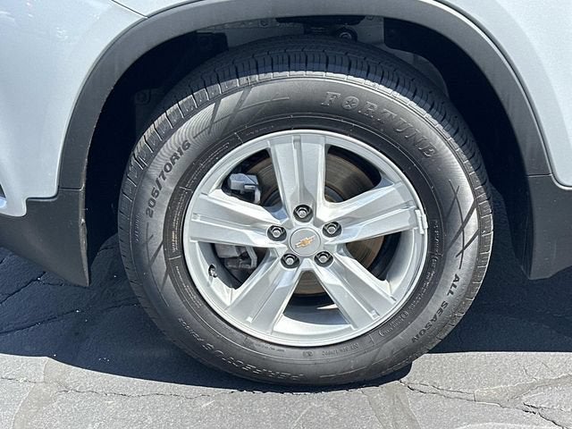 2022 Chevrolet Trax LS - Photo 29