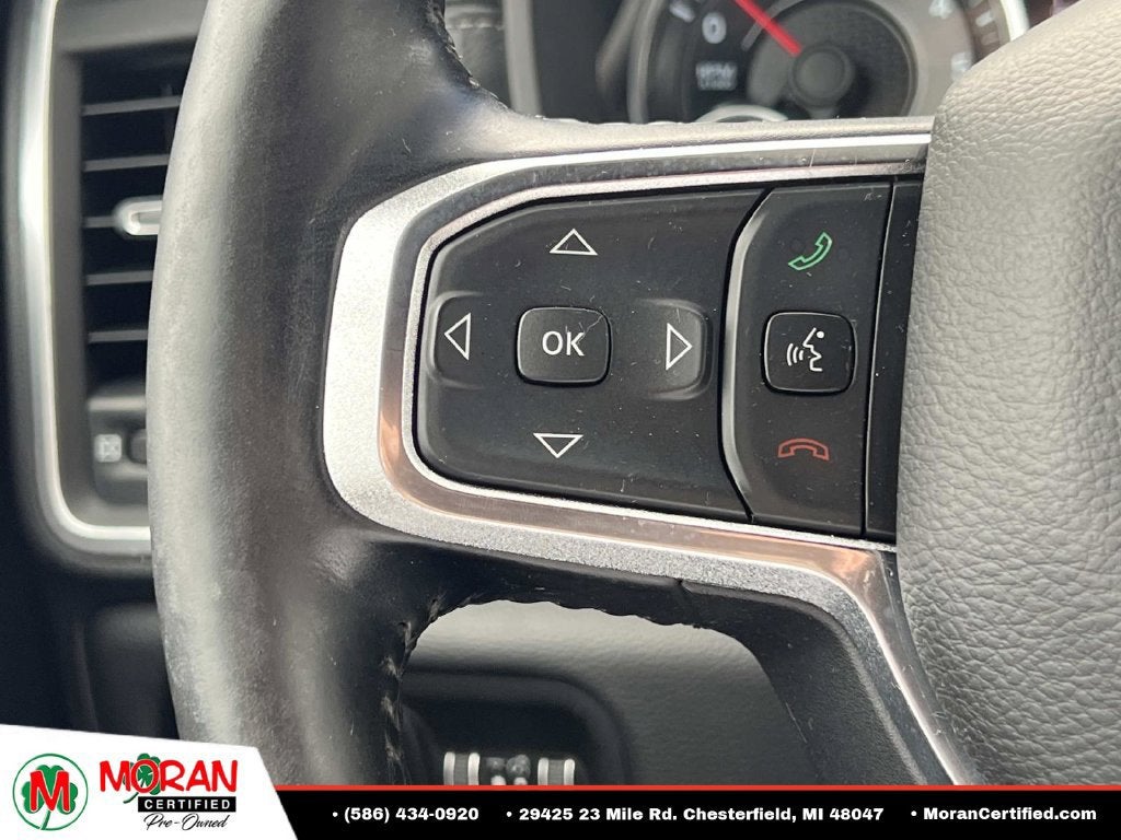 2020 RAM 1500 Laramie Crew Cab 4x4 5'7" Box