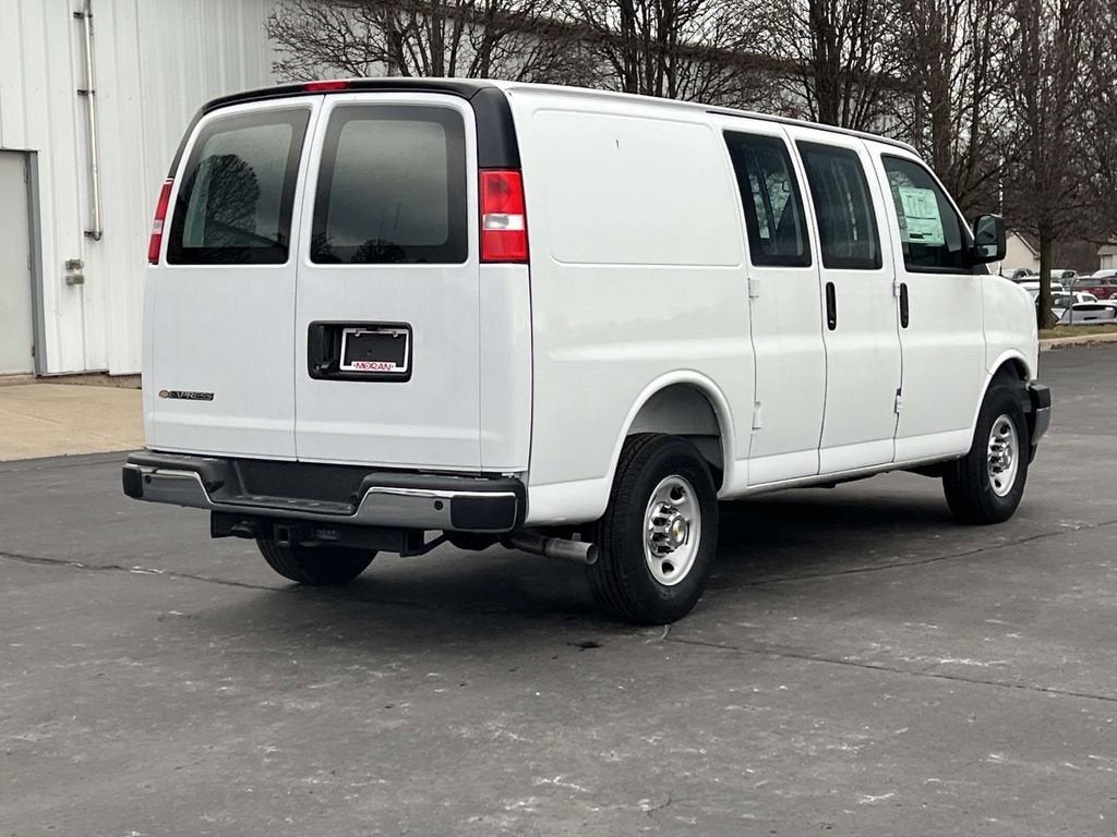 2025 Chevrolet Express Cargo 2500 WT