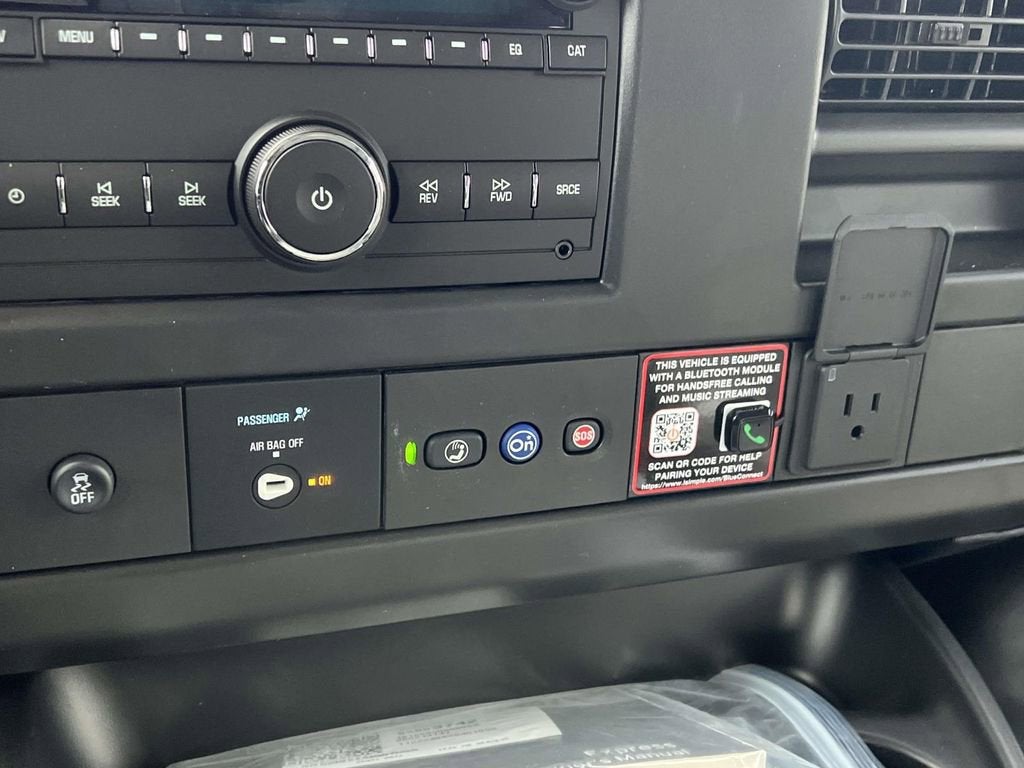 2025 Chevrolet Express Cargo 2500 WT