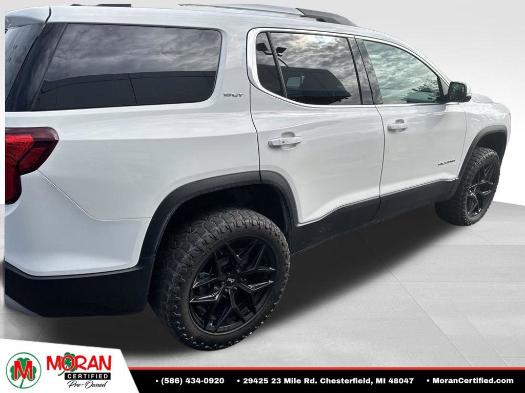 2023 GMC Acadia SLT