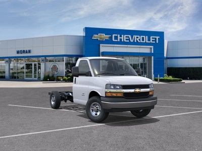 2025 Chevrolet Express Cutaway 3500 1WT
