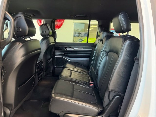 2022 Jeep Wagoneer Series II 4x4