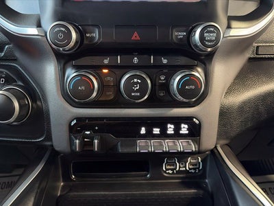 2021 RAM 1500 Big Horn Crew Cab 4x4 5'7' Box