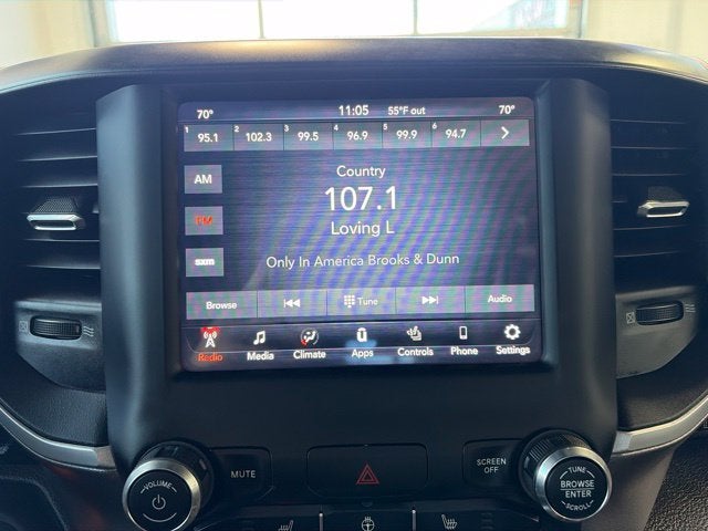 2021 RAM 1500 Big Horn Crew Cab 4x4 5'7' Box