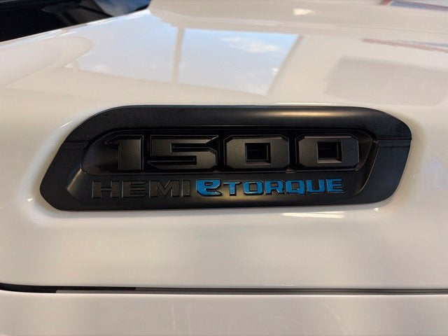 2021 RAM 1500 Big Horn Crew Cab 4x4 5'7' Box