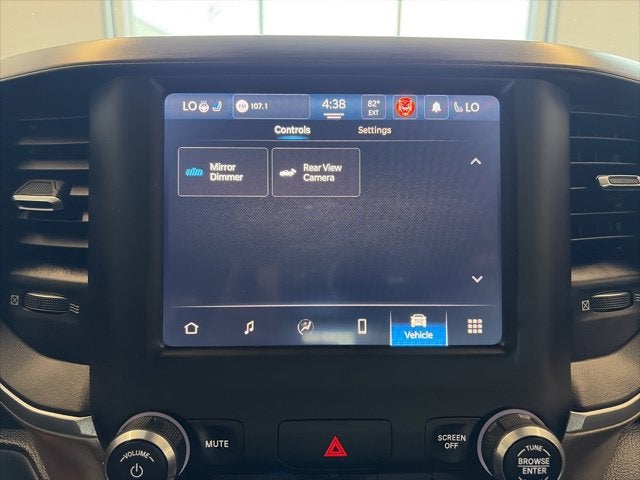 2022 RAM 1500 Laramie Crew Cab 4x4 5'7' Box