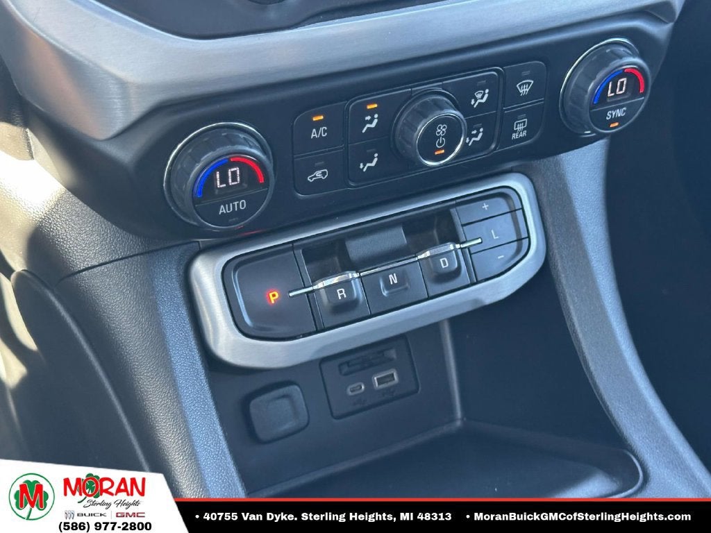 2021 GMC Acadia SLT