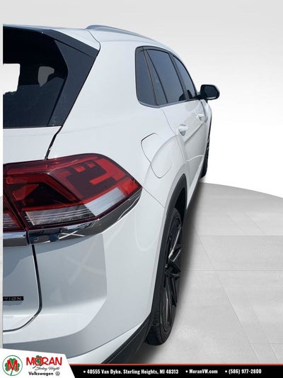 2024 Volkswagen Atlas Cross Sport 2.0T SE w/Technology