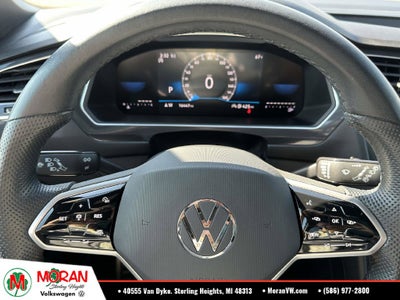 2024 Volkswagen Tiguan 2.0T SE R-Line Black