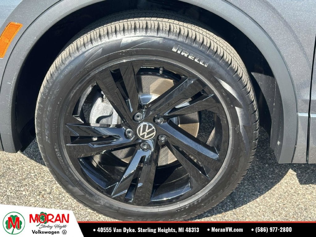 2024 Volkswagen Tiguan 2.0T SE R-Line Black